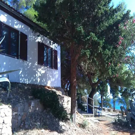 Tourist Resort Milna Vis Hotel